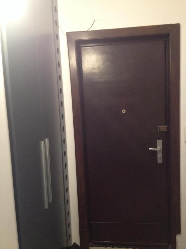 Central Studio Across From Intercontinental Букурещ Екстериор снимка